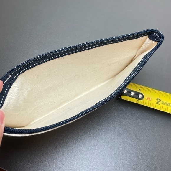 [JOE Fresh] Zip Pouch Accessories Bag/ Pencil Case Bag - Picture 3 of 4